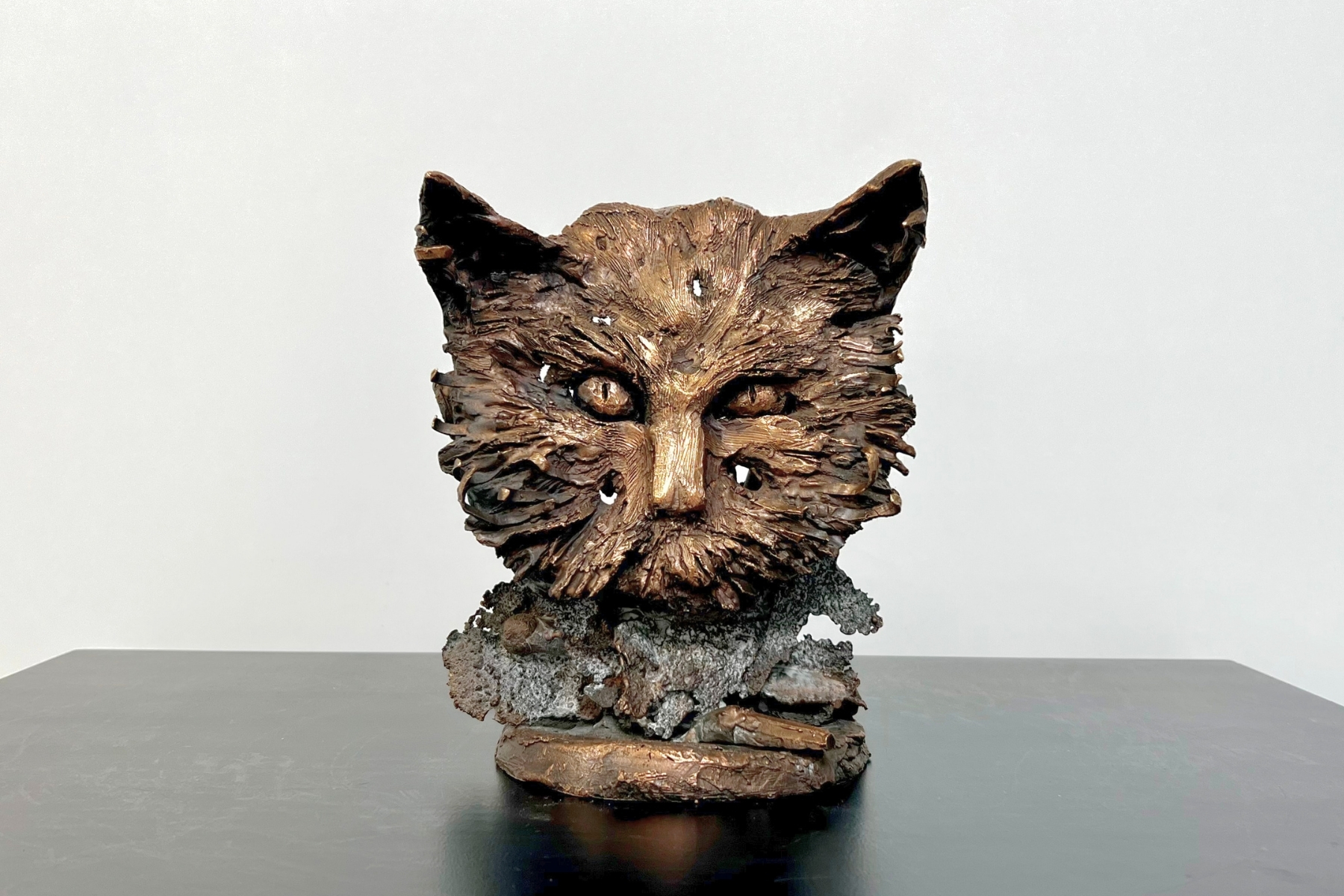 Tête de chat — Bronze de Sonja Knapp